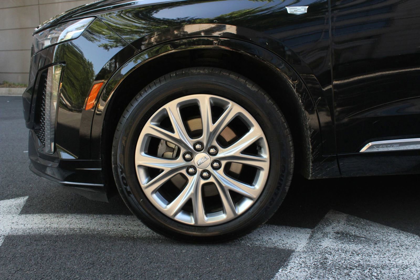 Used 2020 Cadillac XT6 Sport AWD/4WD image 11
