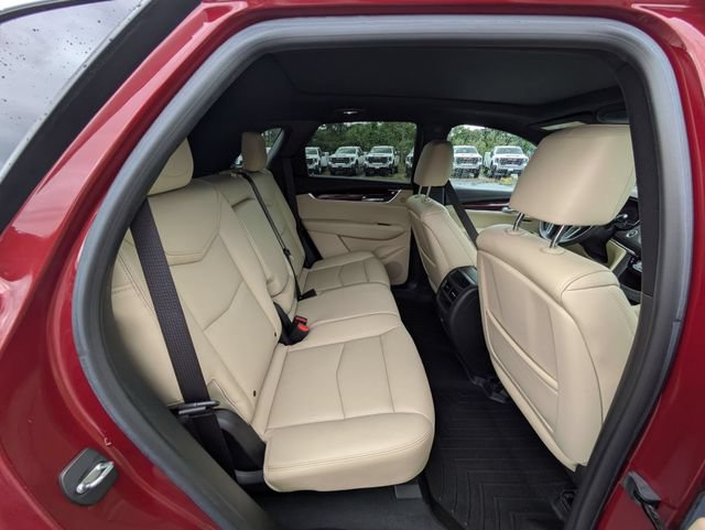 Used 2017 Cadillac XT5 Premium Luxury AWD/4WD image 35