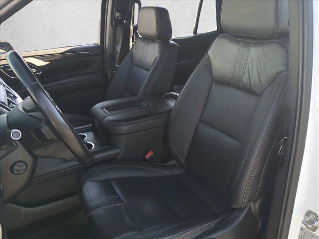 Used 2022 Chevrolet Tahoe RST w/ Luxury Package AWD/4WD image 17