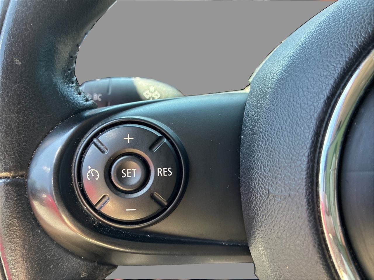 Used 2015 MINI Cooper S FWD image 31