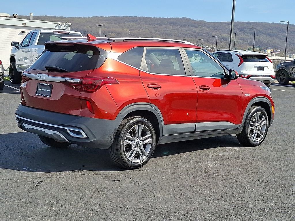 Certified 2022 Kia Seltos S image 6