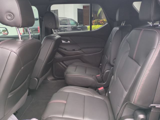 Used 2023 Chevrolet Traverse RS FWD image 17