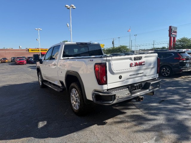 Used 2021 GMC Sierra 2500 SLT w/ SLT Premium Package AWD/4WD image 3