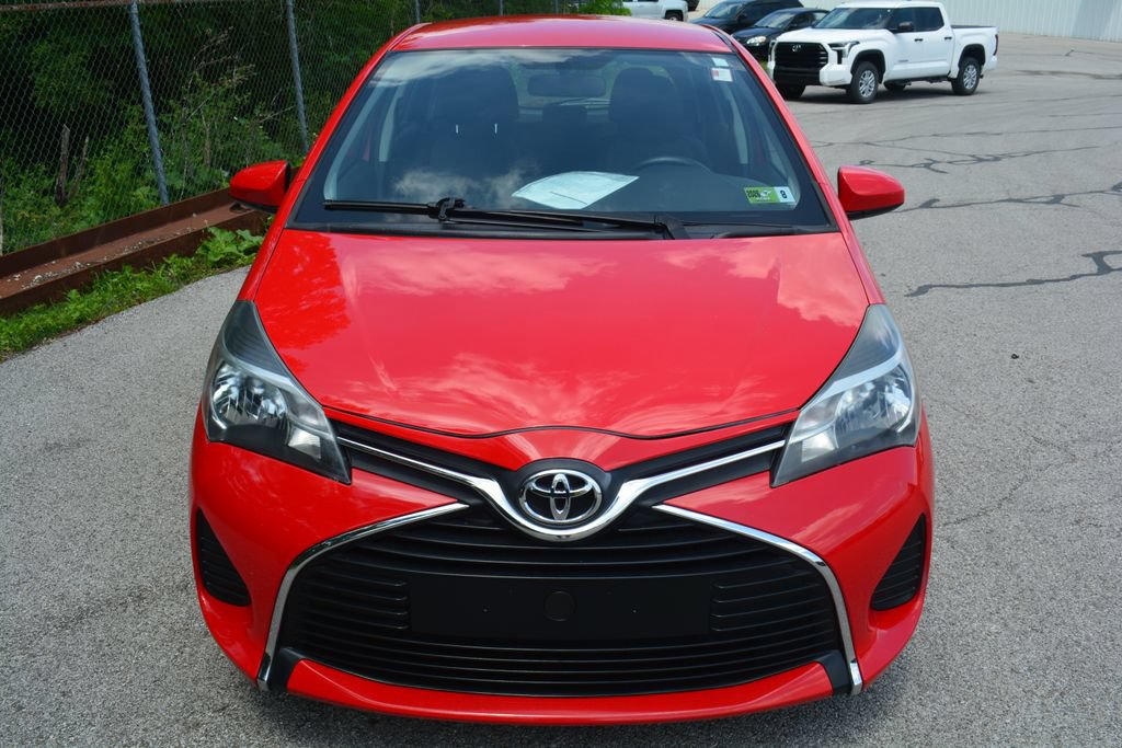 Used 2015 Toyota Yaris LE FWD image 2
