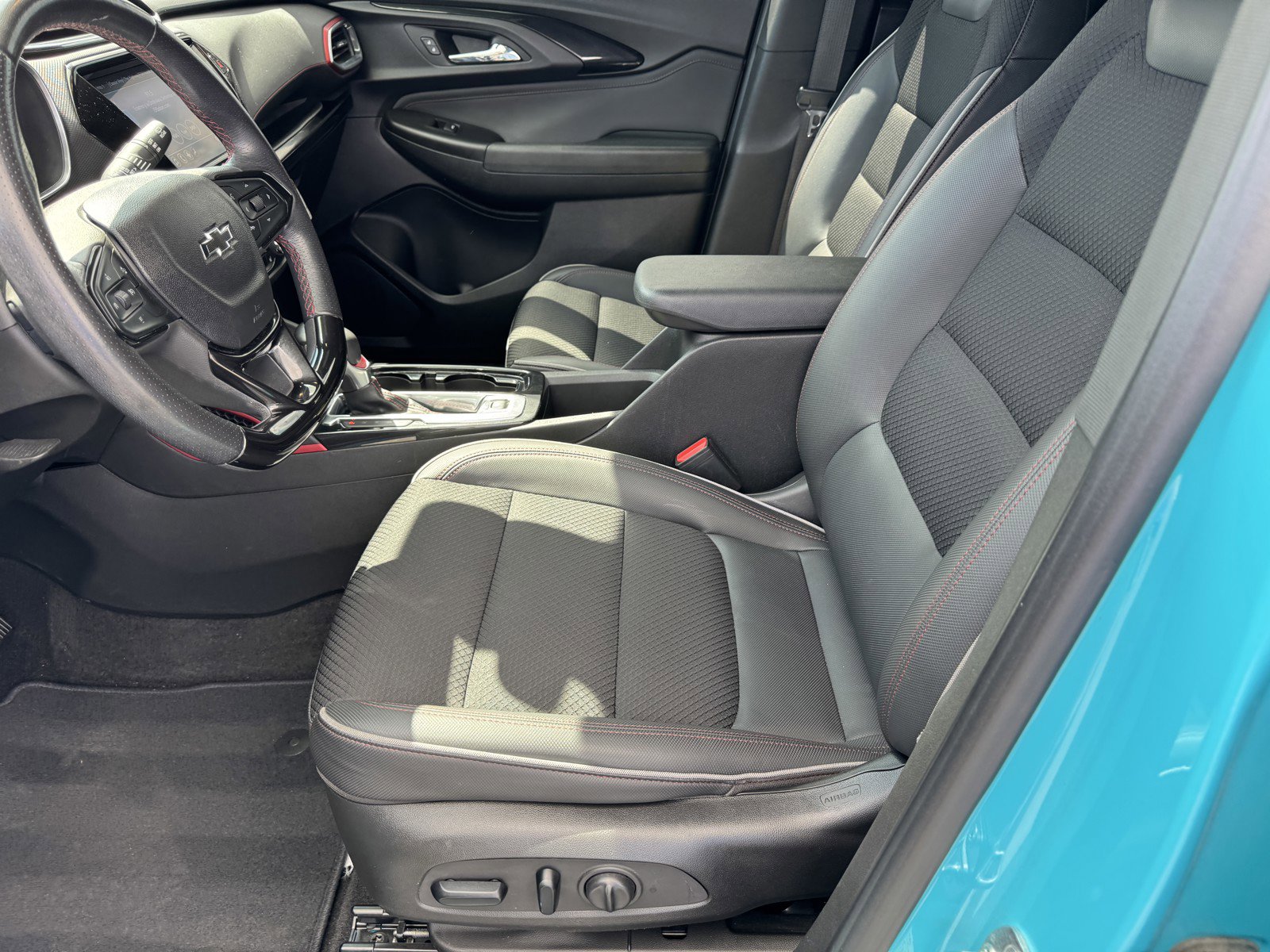 Used 2021 Chevrolet TrailBlazer RS w/ Convenience Package image 13