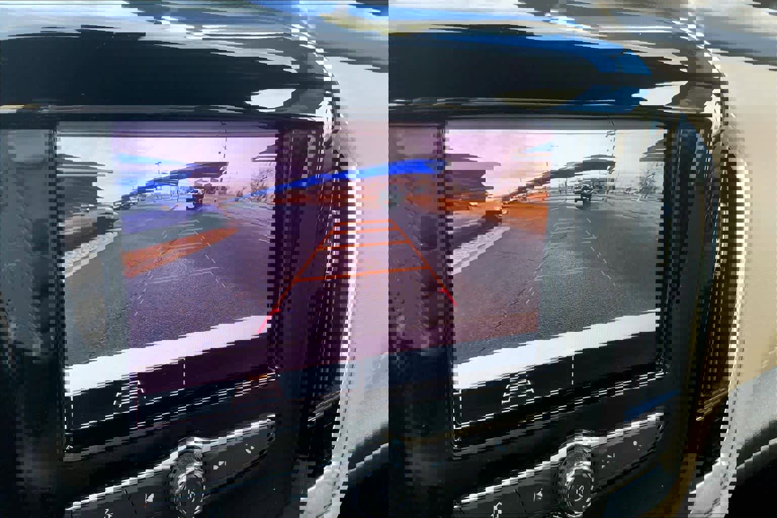 Used 2023 Chevrolet Traverse LS image 26