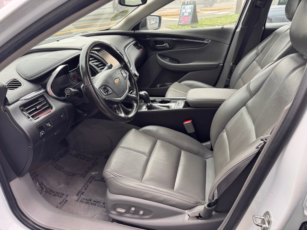 Used 2018 Chevrolet Impala LT image 10