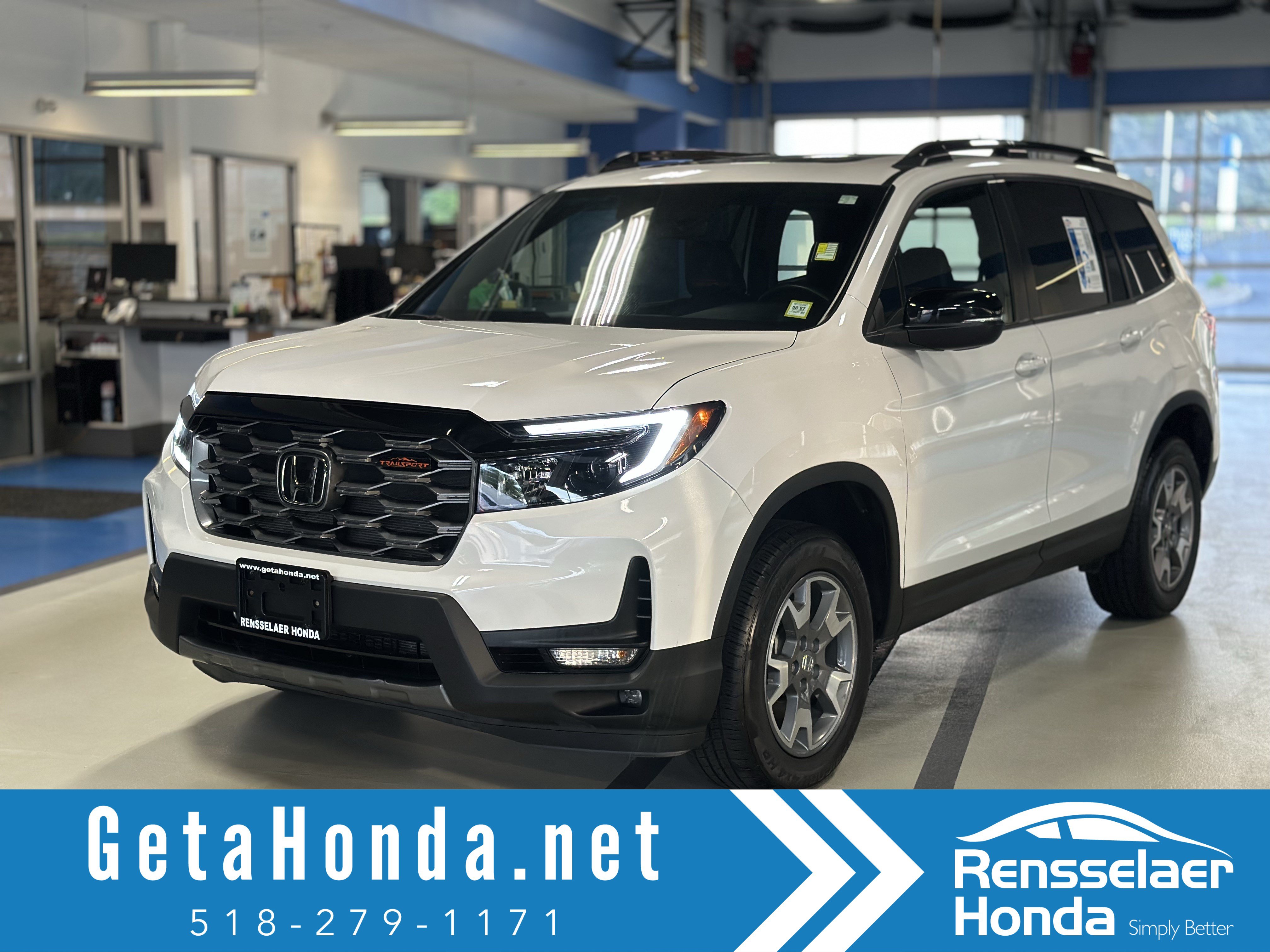 Used 2023 Honda Passport TrailSport image 1