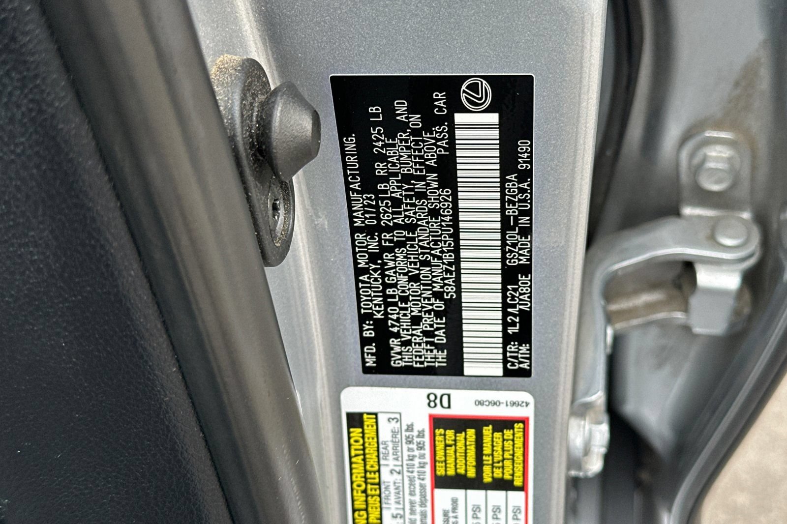 Certified 2023 Lexus ES 350 w/ Accessory Package (Z2) FWD image 32
