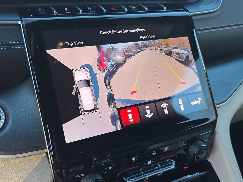 New 2025 Jeep Grand Cherokee Limited w/ Luxury Tech Group II image 25