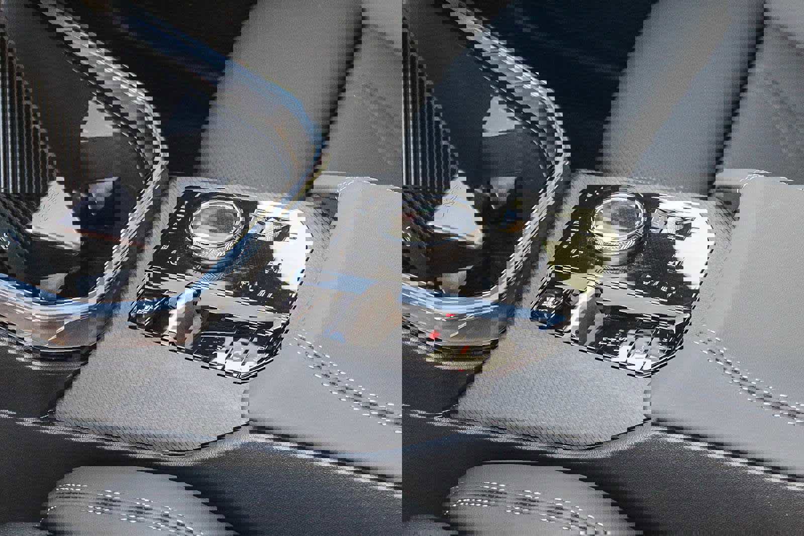 Used 2025 BMW X3 xDrive30i w/ Convenience Package image 19