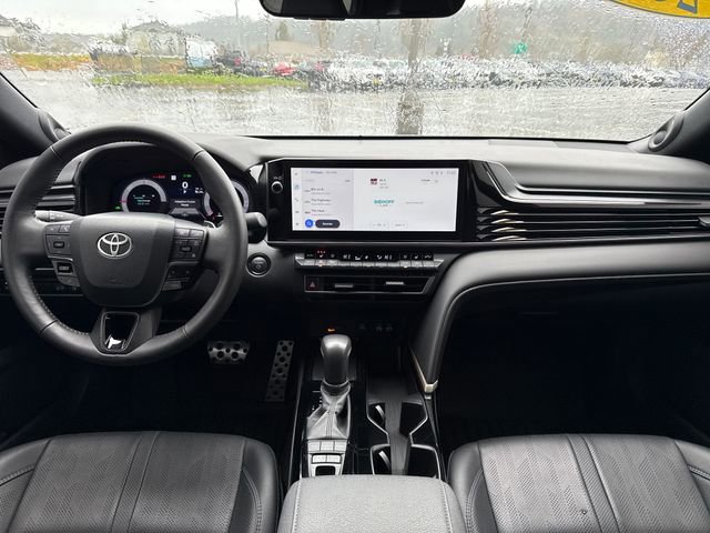 Used 2025 Toyota Camry XSE w/ Premium Package image 15