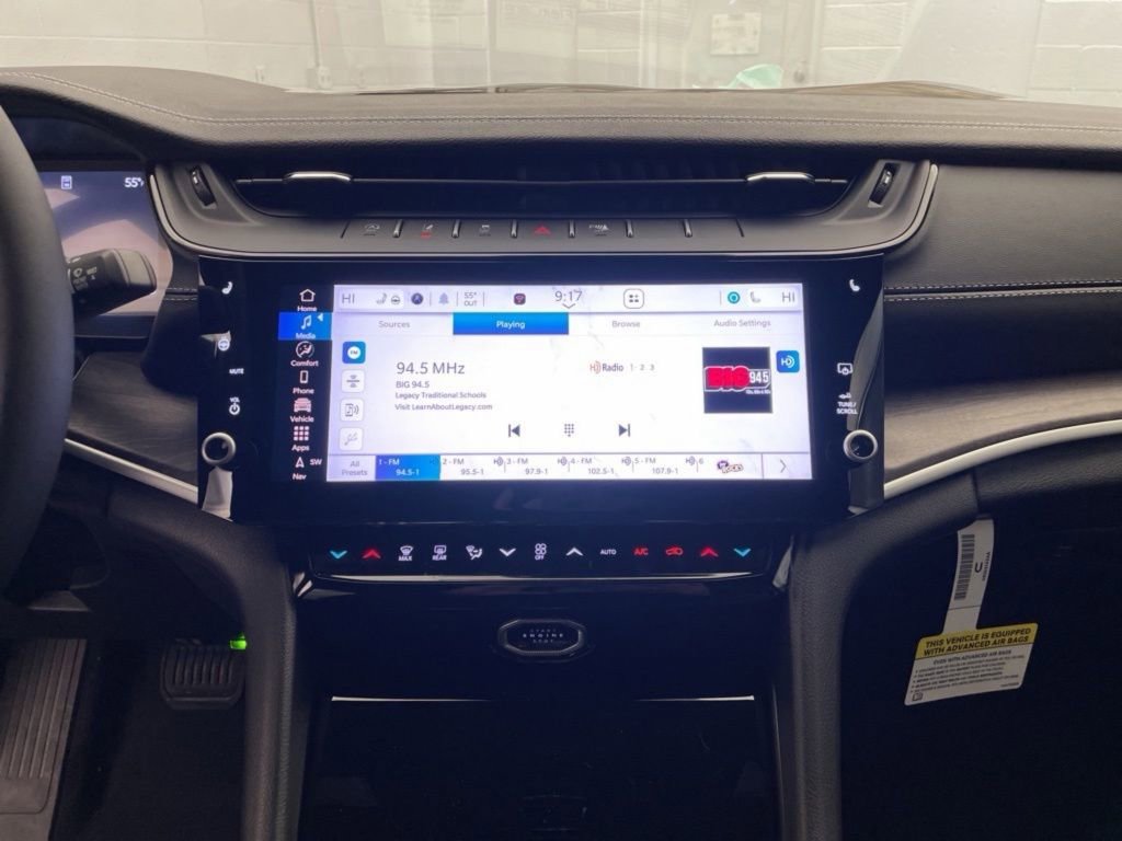 New 2026 Jeep Grand Cherokee Limited image 12