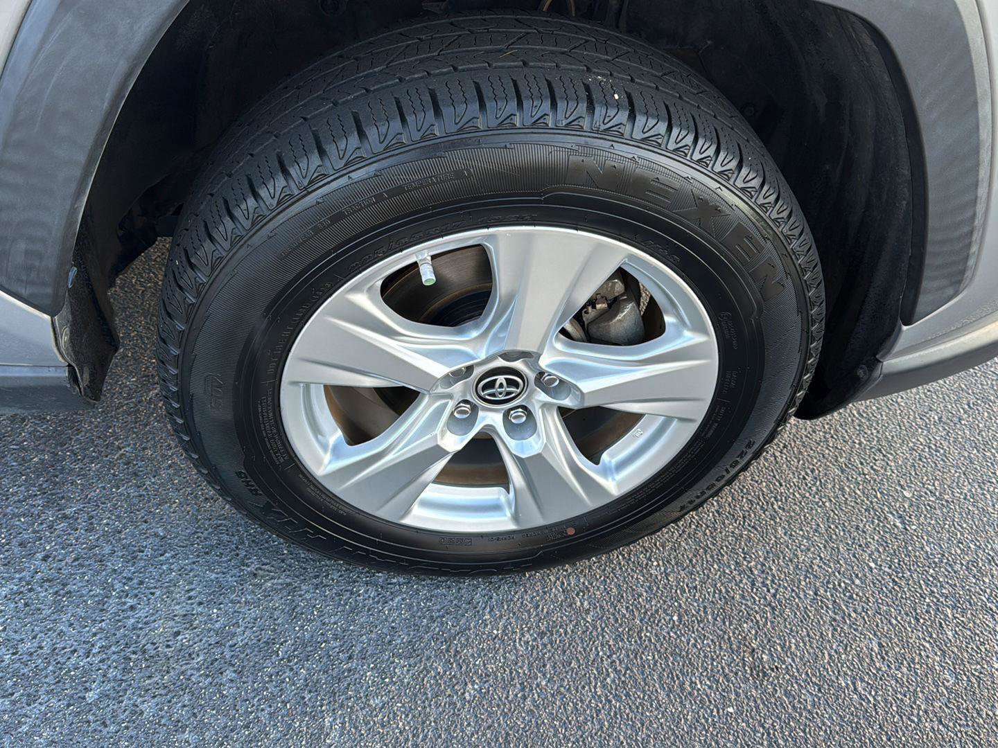 Certified 2019 Toyota RAV4 XLE image 23