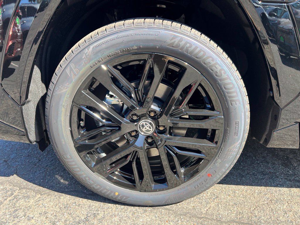 New 2026 Toyota RAV4 XSE AWD/4WD image 6