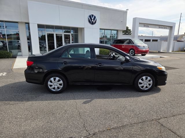 Used 2013 Toyota Corolla L FWD image 11