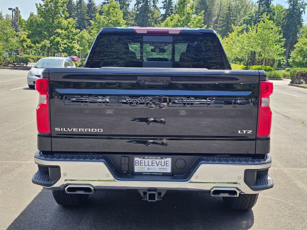 Used 2026 Chevrolet Silverado 1500 LTZ AWD/4WD image 4