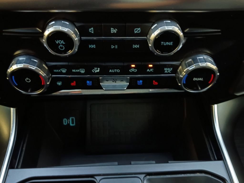 Used 2022 Ford F150 Raptor w/ Equipment Group 801A High image 4