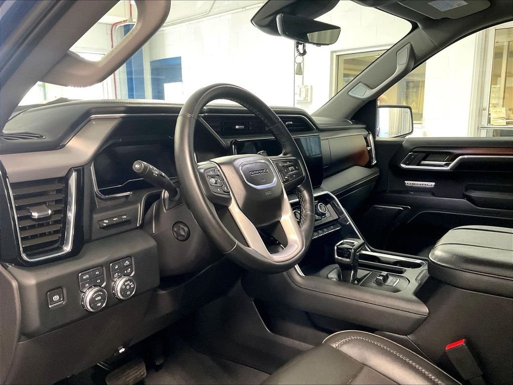 Used 2024 GMC Sierra 1500 Denali AWD/4WD image 8