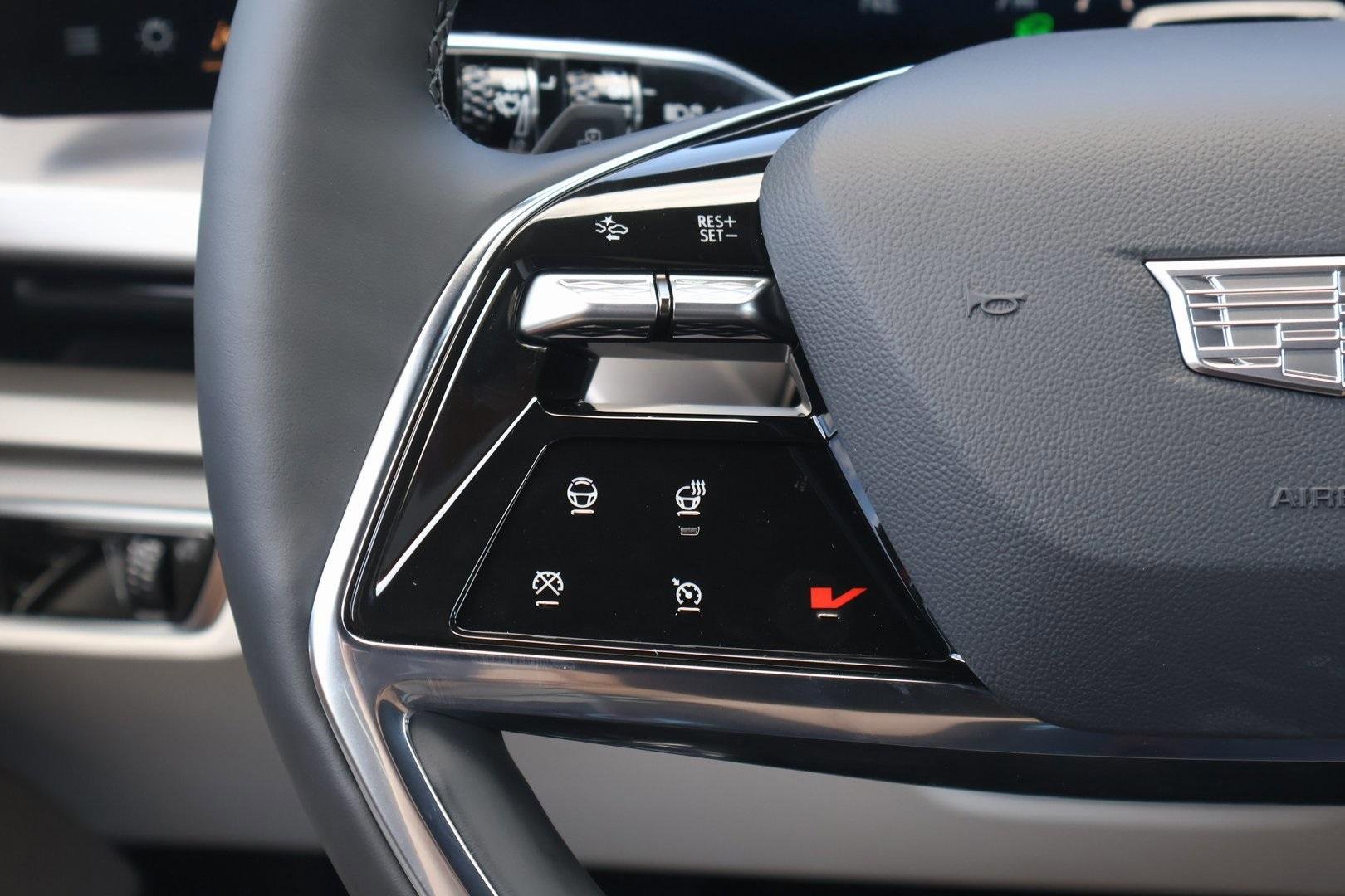 New 2026 Cadillac Vistiq Sport image 22