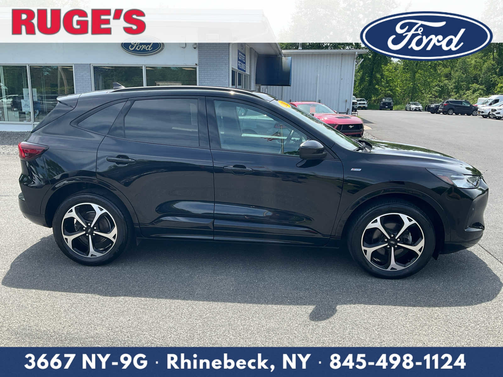 Used 2023 Ford Escape ST-Line Select w/ Tech Pack #2 AWD/4WD image 2
