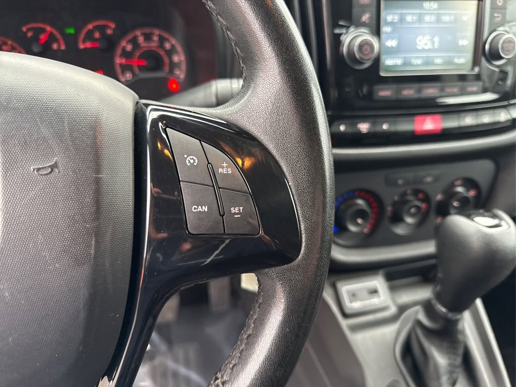 Used 2016 RAM ProMaster City Tradesman SLT w/ Rear Back-up Camera Group image 25