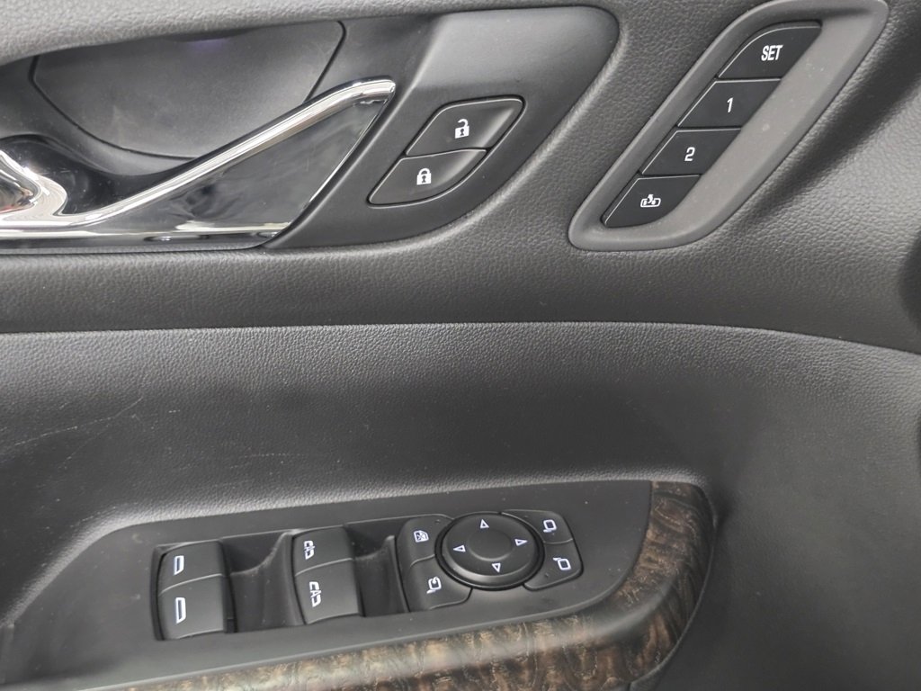 Used 2021 GMC Acadia Denali w/ Denali Technology Package image 26