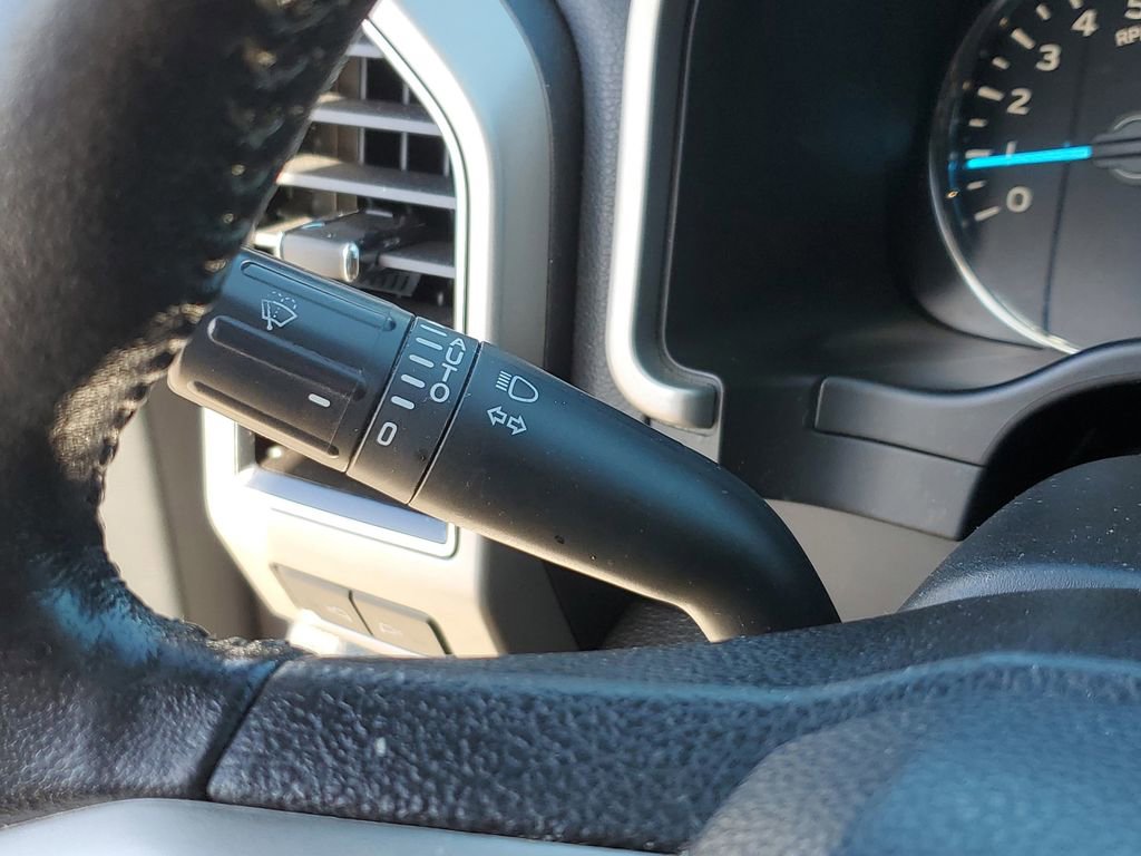 Used 2020 Ford F150 Lariat w/ Equipment Group 502A Luxury image 22