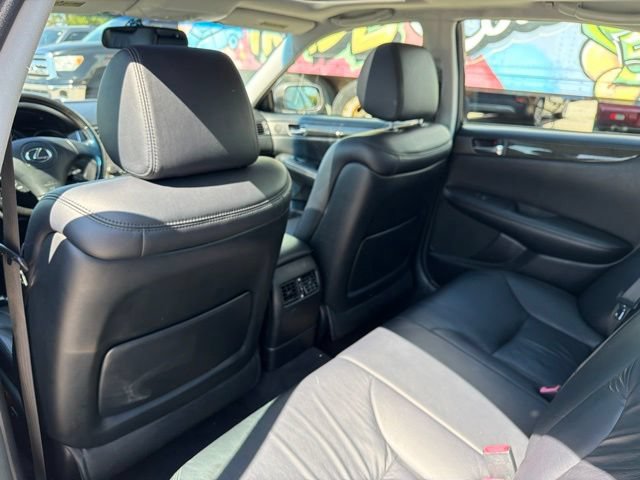 Used 2004 Lexus ES 330 w/ Premium Pkg FWD image 18