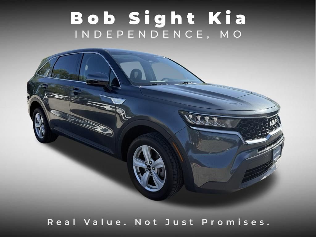 Certified 2023 Kia Sorento LX FWD image 22