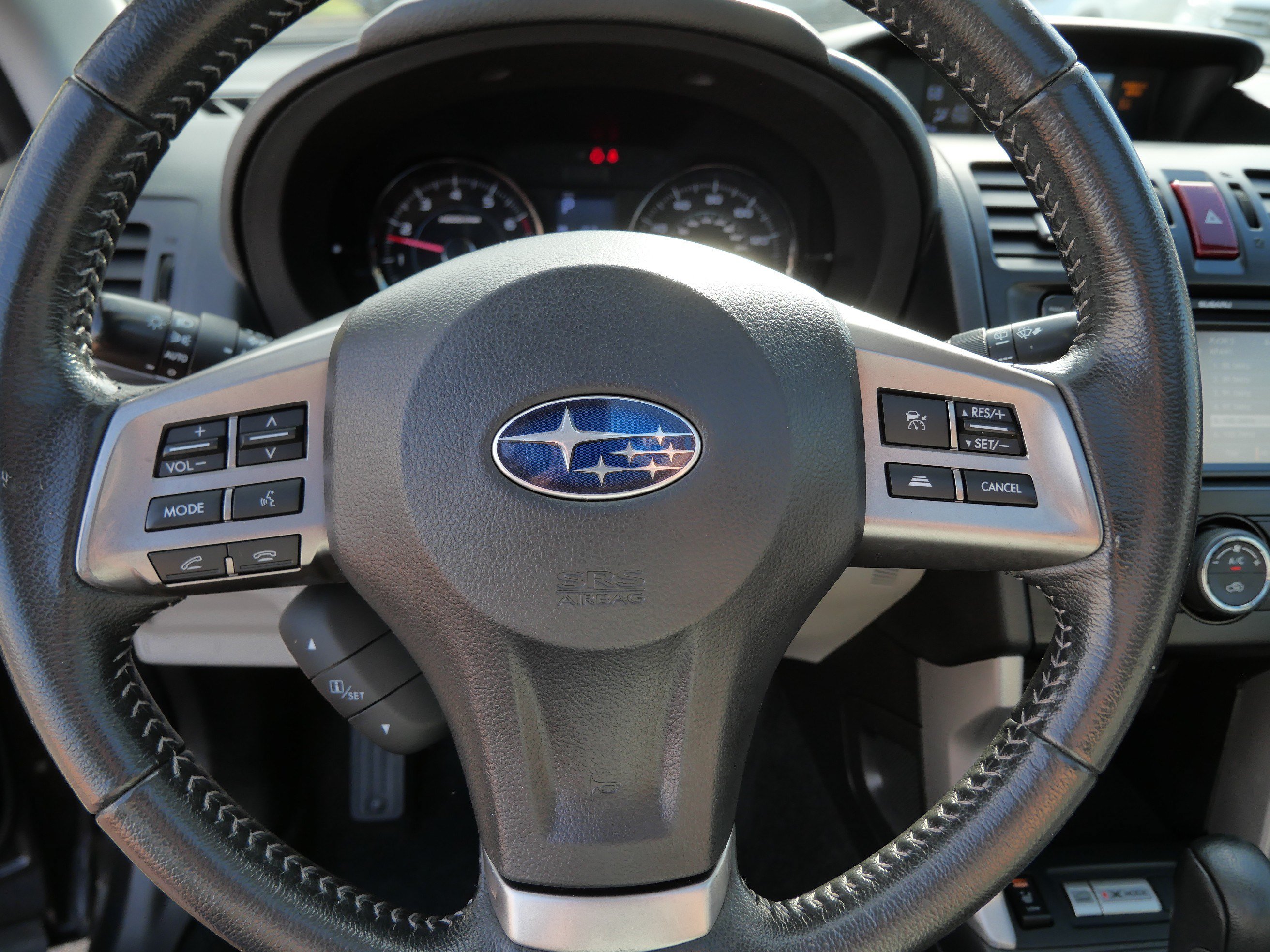 Used 2015 Subaru Forester 2.5i Touring w/ Eyesight & Navigation System AWD/4WD image 26
