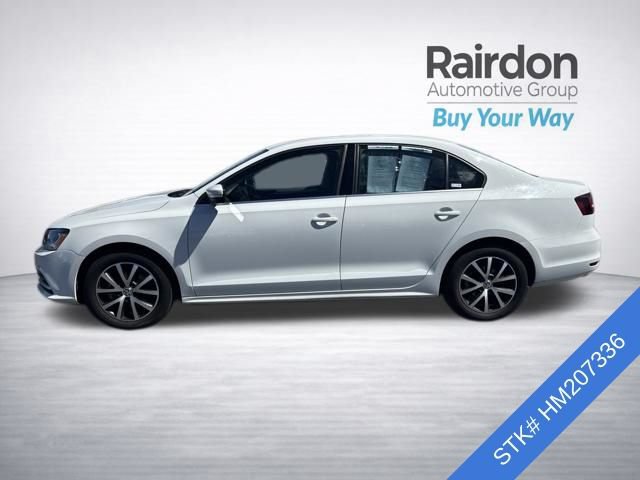 Used 2017 Volkswagen Jetta SE FWD image 4
