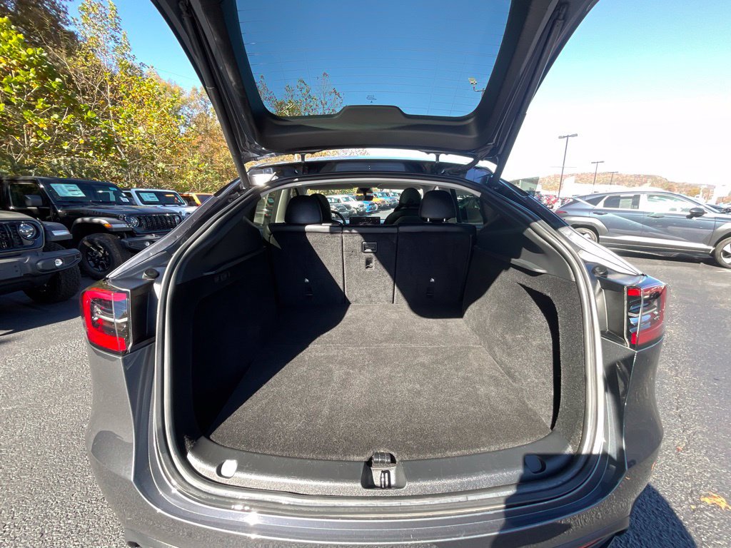 Used 2023 Tesla Model Y Performance AWD/4WD image 24