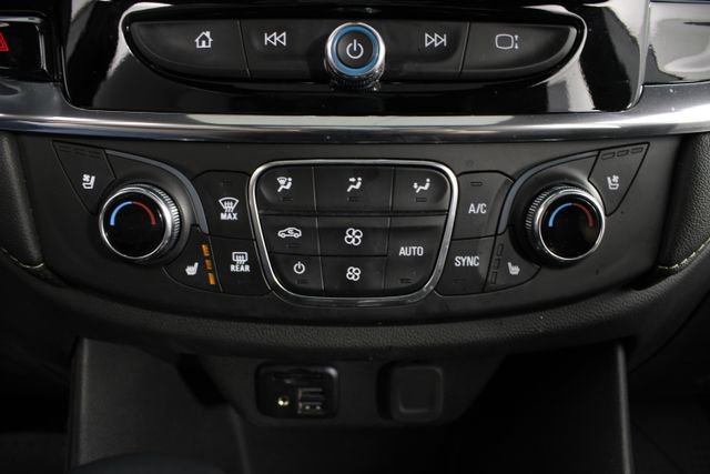 Used 2023 Chevrolet Traverse Premier image 8