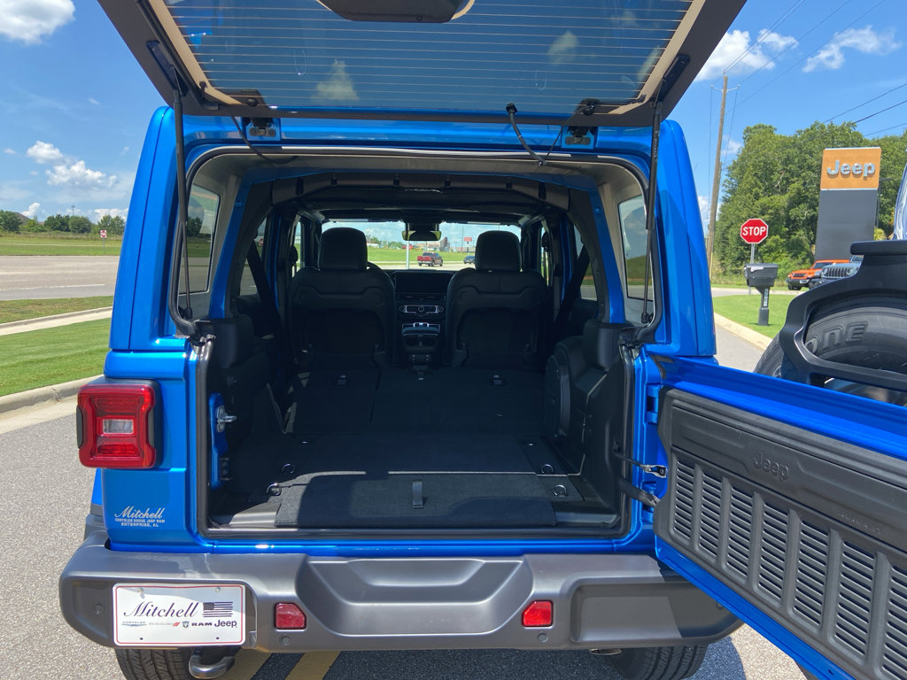 New 2025 Jeep Wrangler Sahara image 37