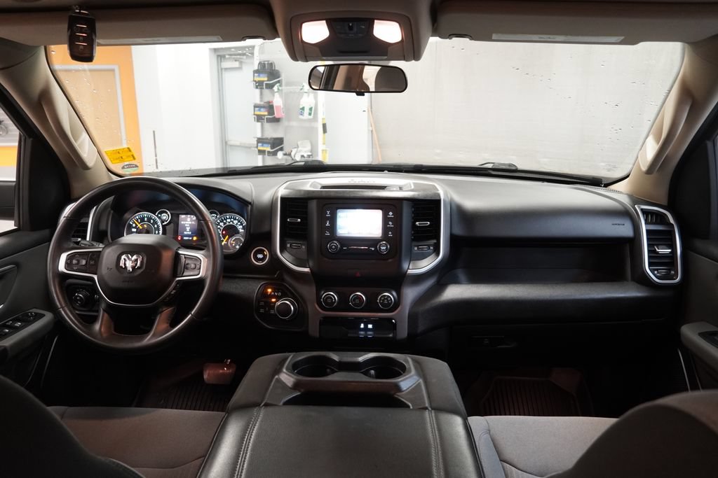 Used 2019 RAM 1500 Big Horn AWD/4WD image 17