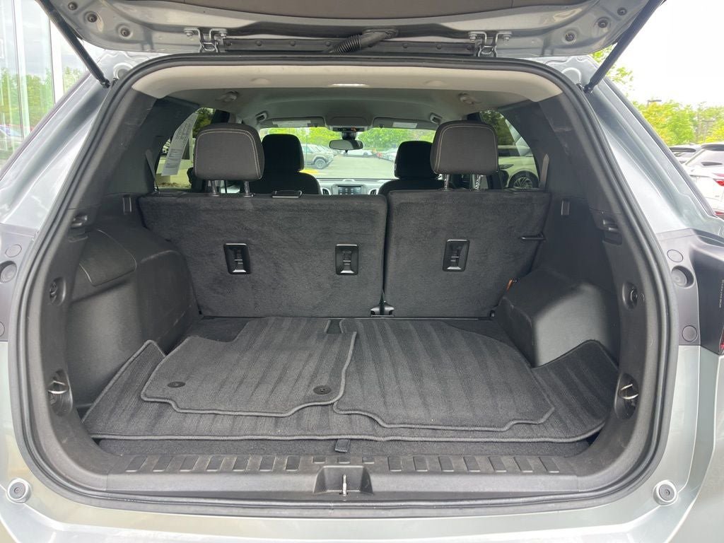 Used 2023 Chevrolet Equinox LS FWD image 11