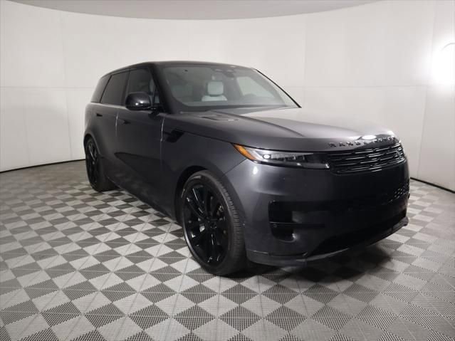 New 2026 Land Rover Range Rover Sport Dynamic SE image 3