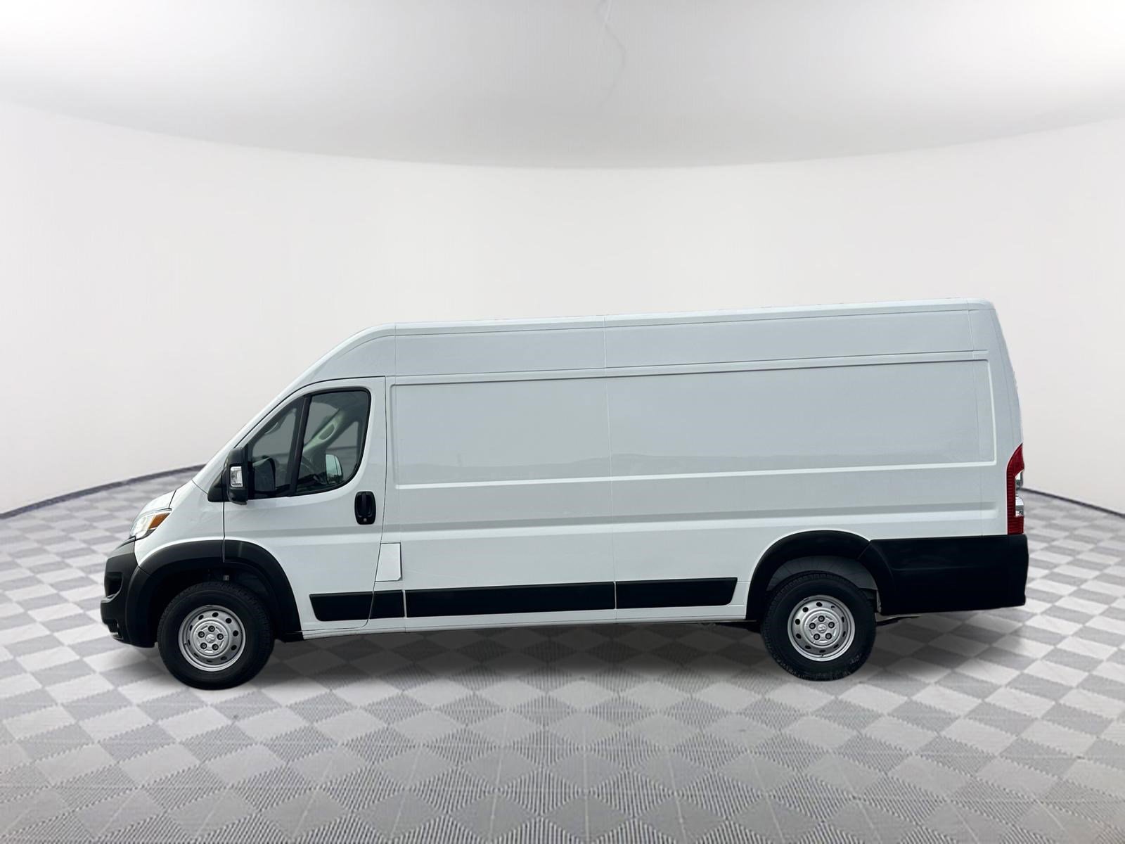 Used 2023 RAM ProMaster 3500 w/ Driver Convenience Group image 11