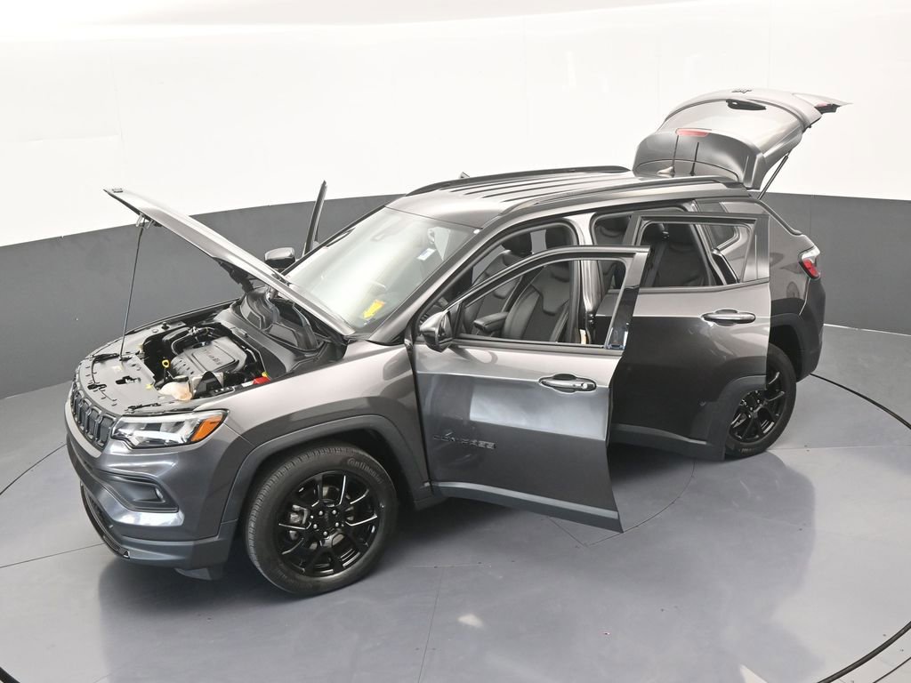 Used 2022 Jeep Compass Altitude image 60