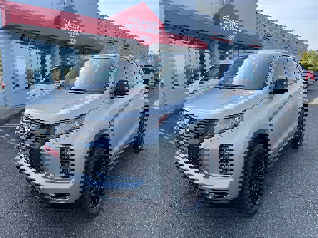 New 2024 Mitsubishi Outlander Sport LE