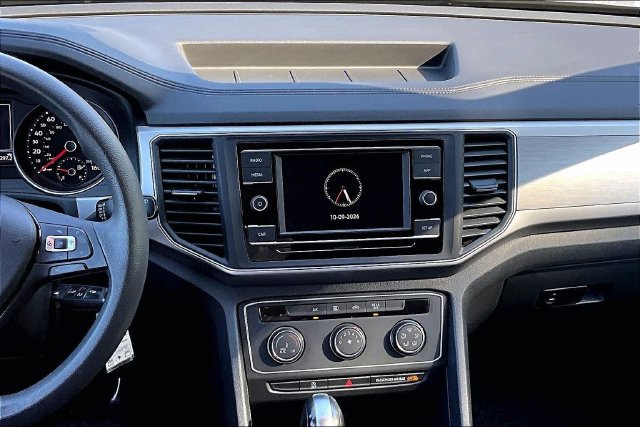 Used 2018 Volkswagen Atlas S FWD image 6