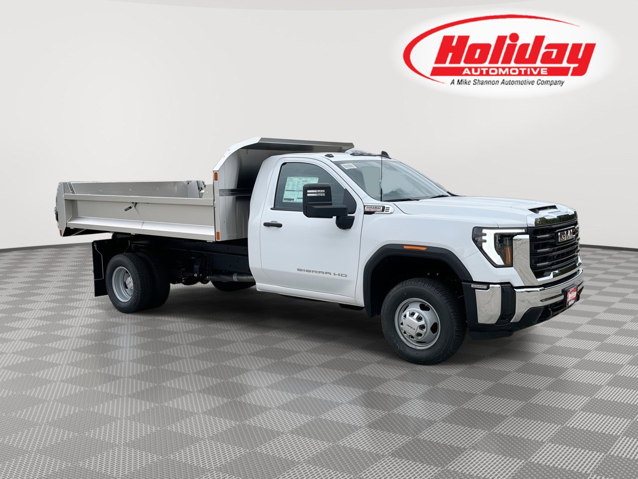 New 2025 GMC Sierra 3500 Pro w/ Convenience Package