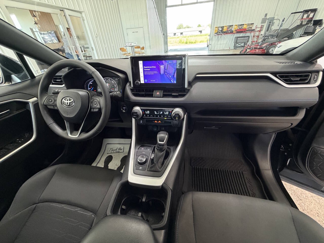Used 2024 Toyota RAV4 SE AWD/4WD image 34