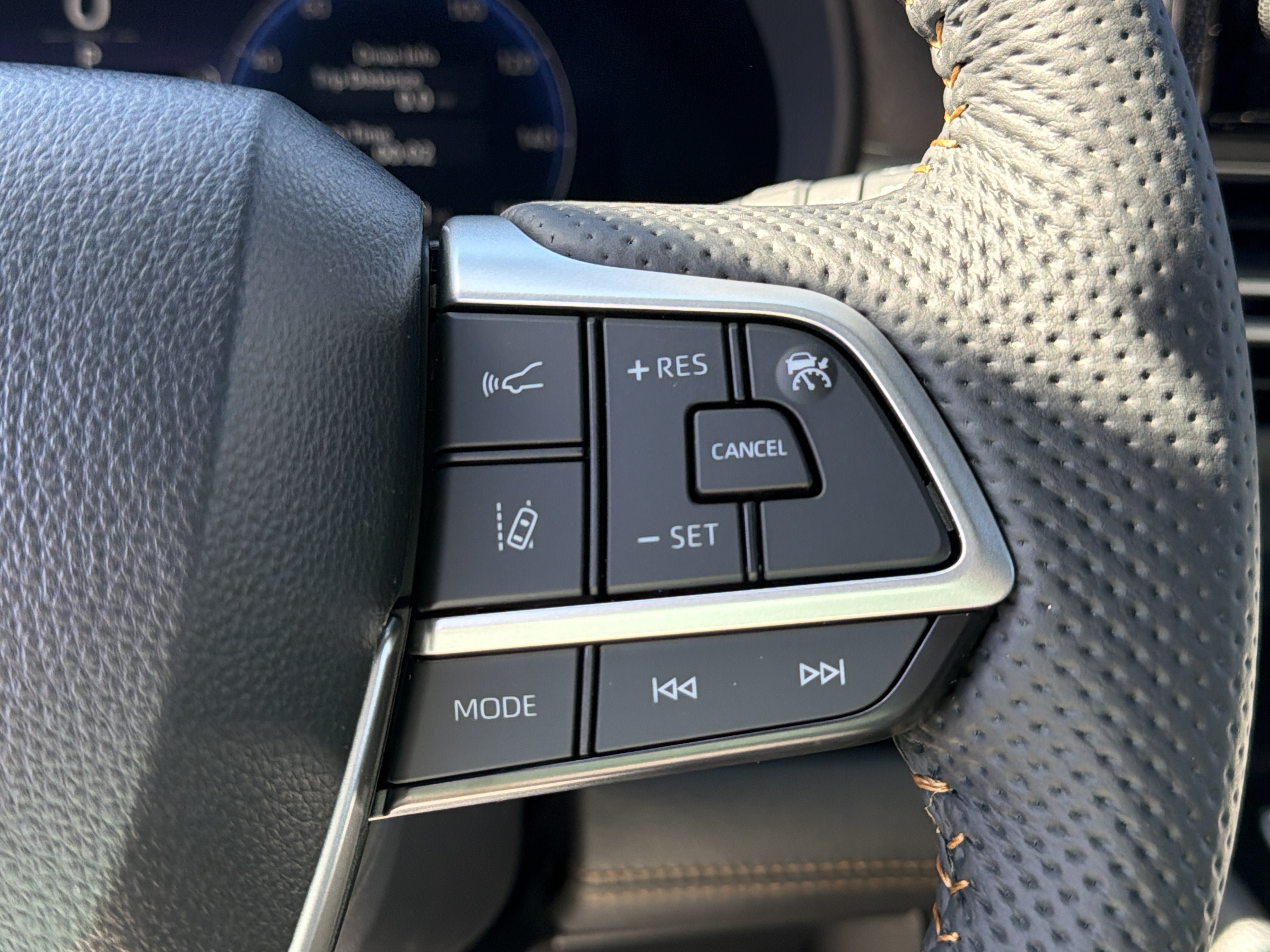 New 2026 Toyota Sienna AWD image 18