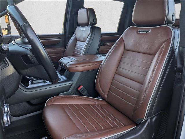 Certified 2025 GMC Sierra 2500 Denali Ultimate w/ Max Trailering Package image 18