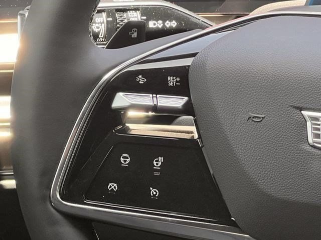 New 2026 Cadillac Lyriq Premium Sport w/ LPO, ONYX Package AWD/4WD image 13