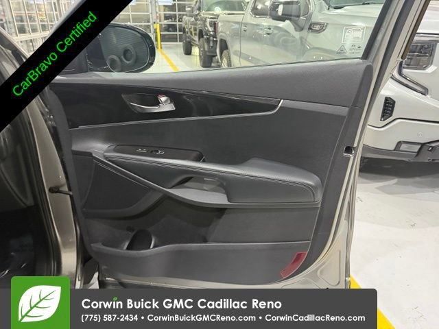 Used 2017 Kia Sorento FWD image 37