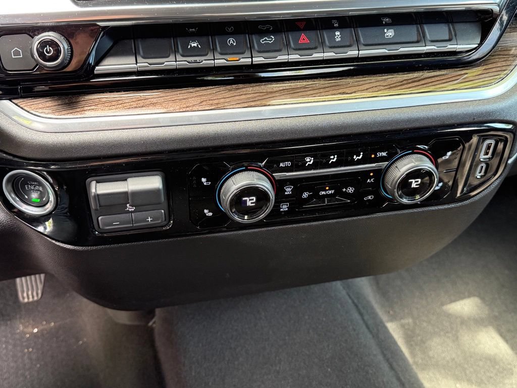 Used 2026 Chevrolet Silverado 1500 RST AWD/4WD image 19