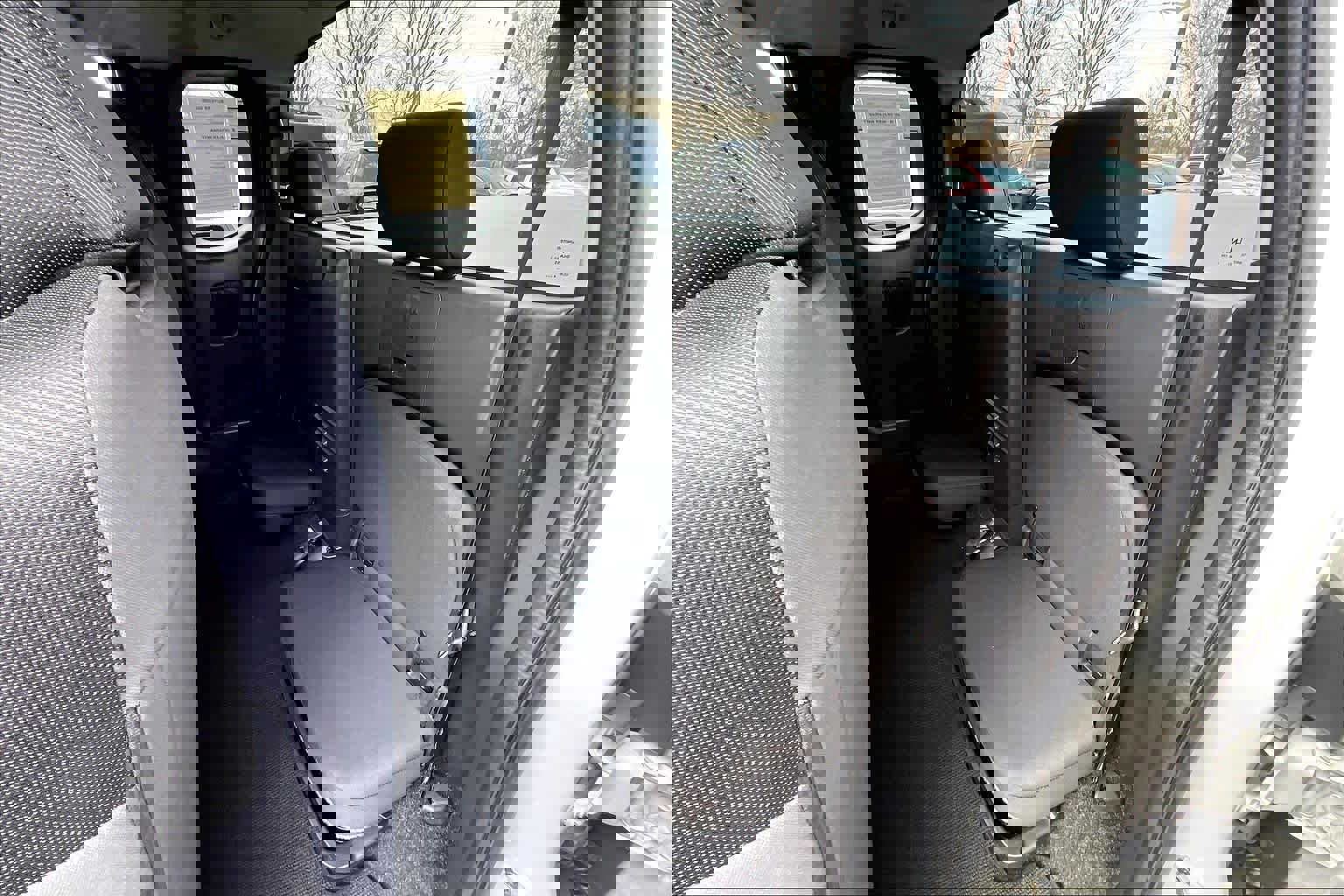 Used 2025 Nissan Frontier SV image 19